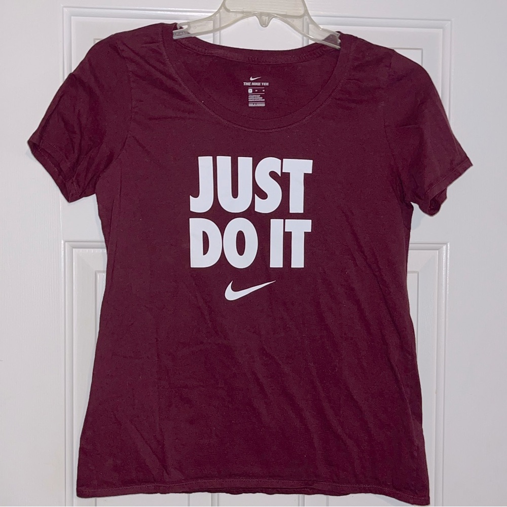 Nike T-Shirt